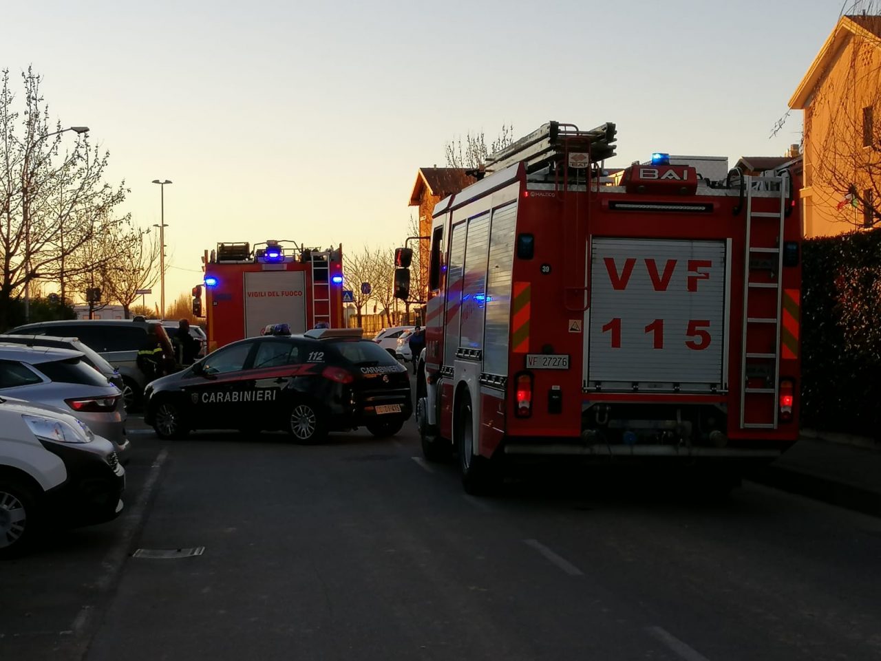 Paura a Ornago per un principio di incendio in una palazzina FOTO