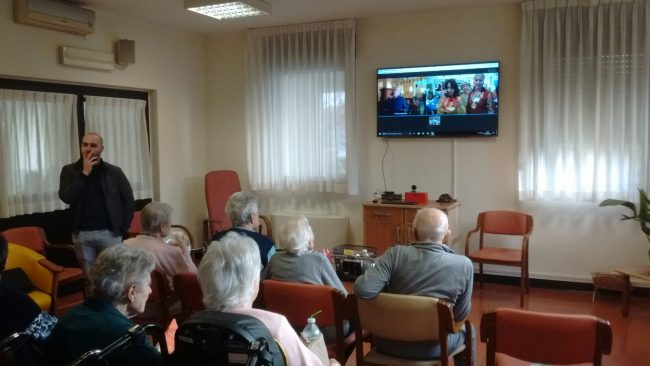 “Progetto videochiamate” alla Rsa di Villasanta con Auser
