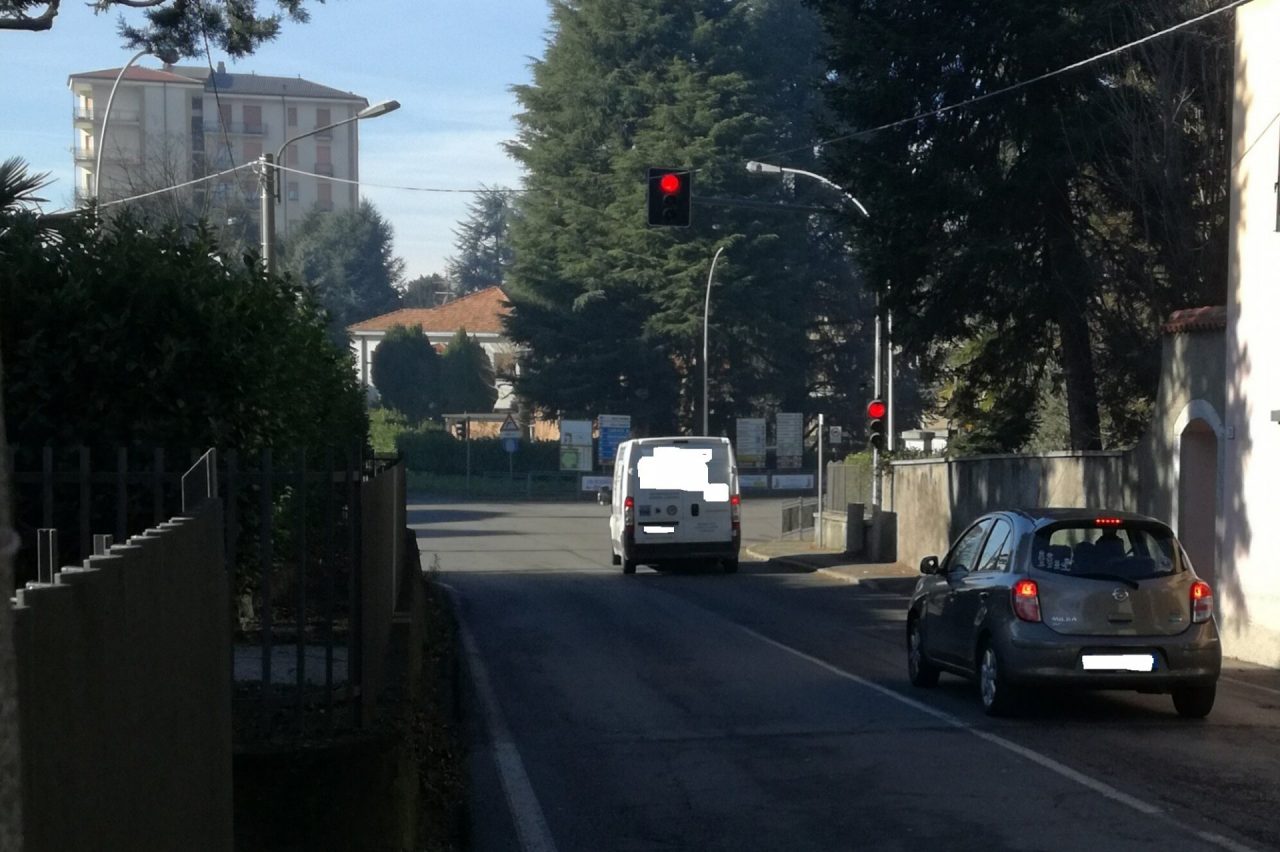 Il semaforo? Un optional per molti…