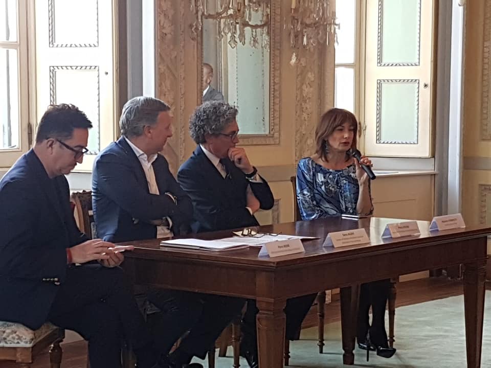 Vladimir Luxuria alla presentazione della mostra di Andy Warhol in Villa Reale