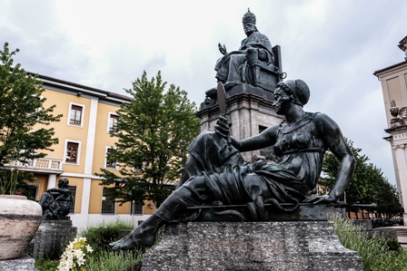Restyling per il monumento di Papa Pio XI a Desio