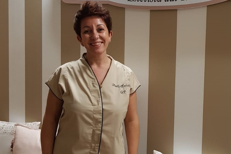 Ladre al centro estetico fuggono con l’incasso