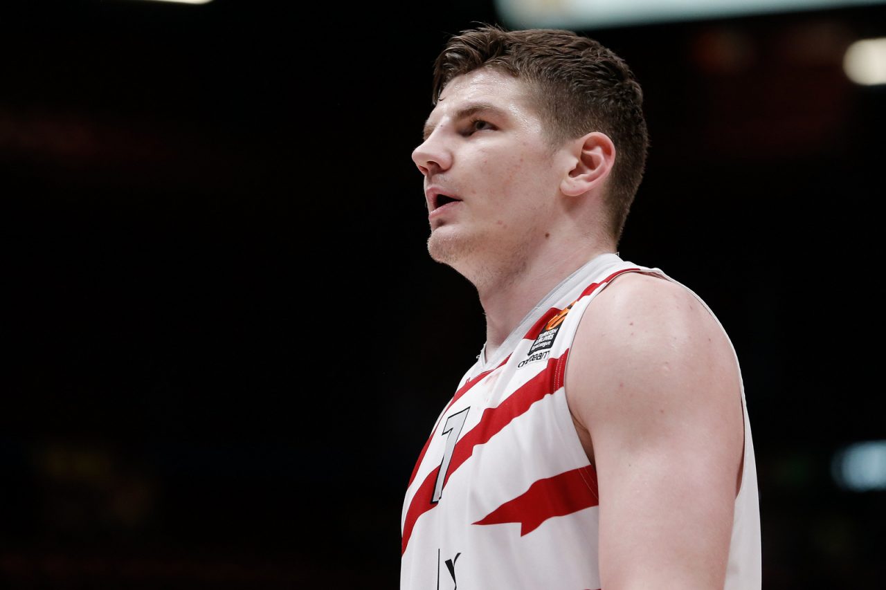 Campione di basket dell’Olimpia Milano operato con successo al San Gerardo