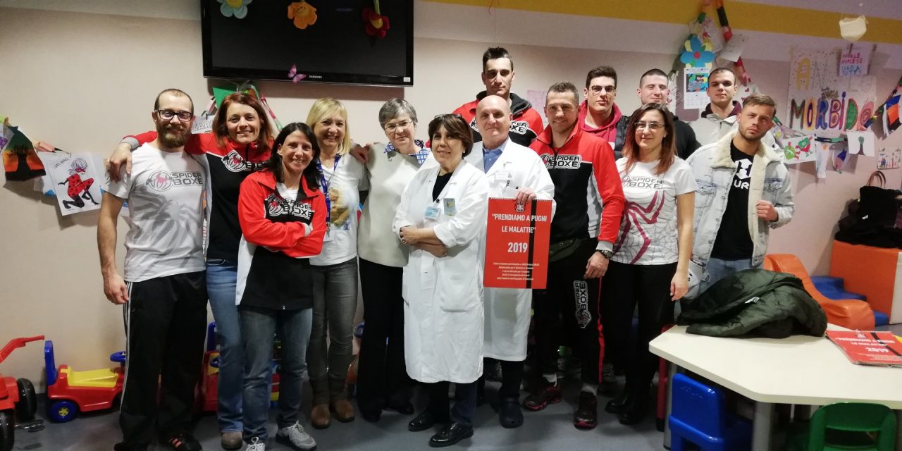 Spider Boxe prende a pugni la malattia con Abio