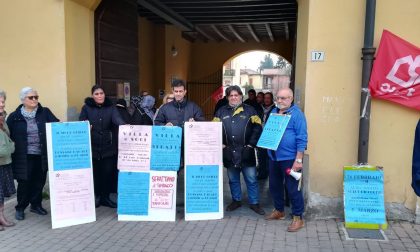 Trezzo, procede il piano sgomberi negli alloggi comunali delle famiglie morose FOTO