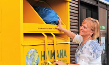 Vedano: in tre anni raccolti oltre 19mila chili di indumenti usati