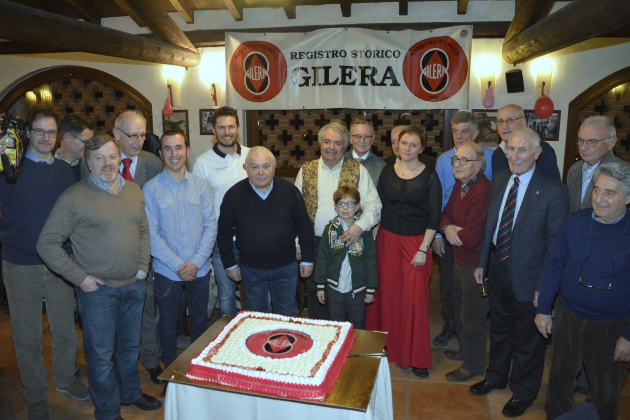 La carica dei 105 alla cena sociale Gilera FOTO