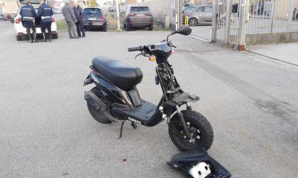 Incidente tra auto e scooter: traffico in tilt in viale Sicilia FOTO