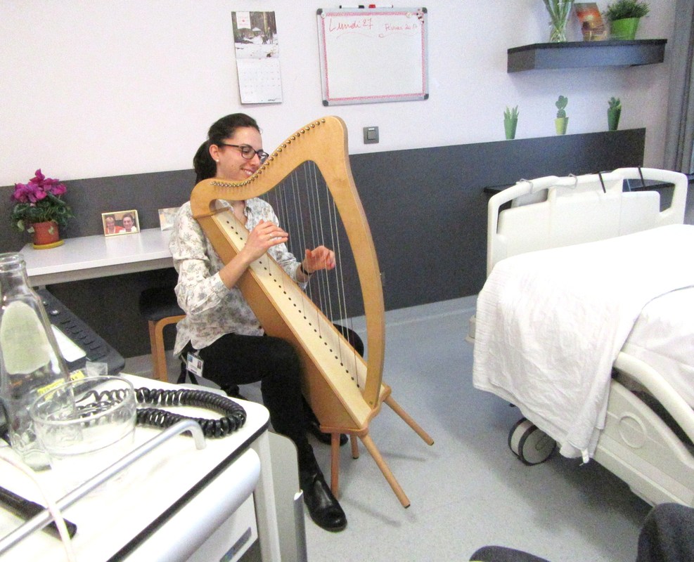 Giussano, torna l’ arpaterapia all’ hospice
