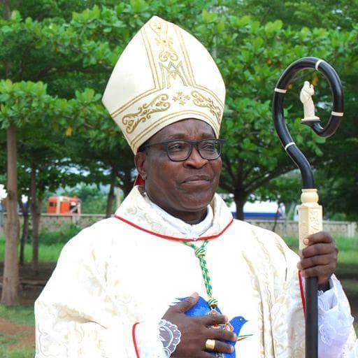 Carate in lutto: è morto monsignor Paul Vieira