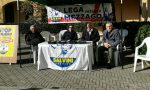 Insulta i militanti e distrugge il gazebo della Lega di Mezzago