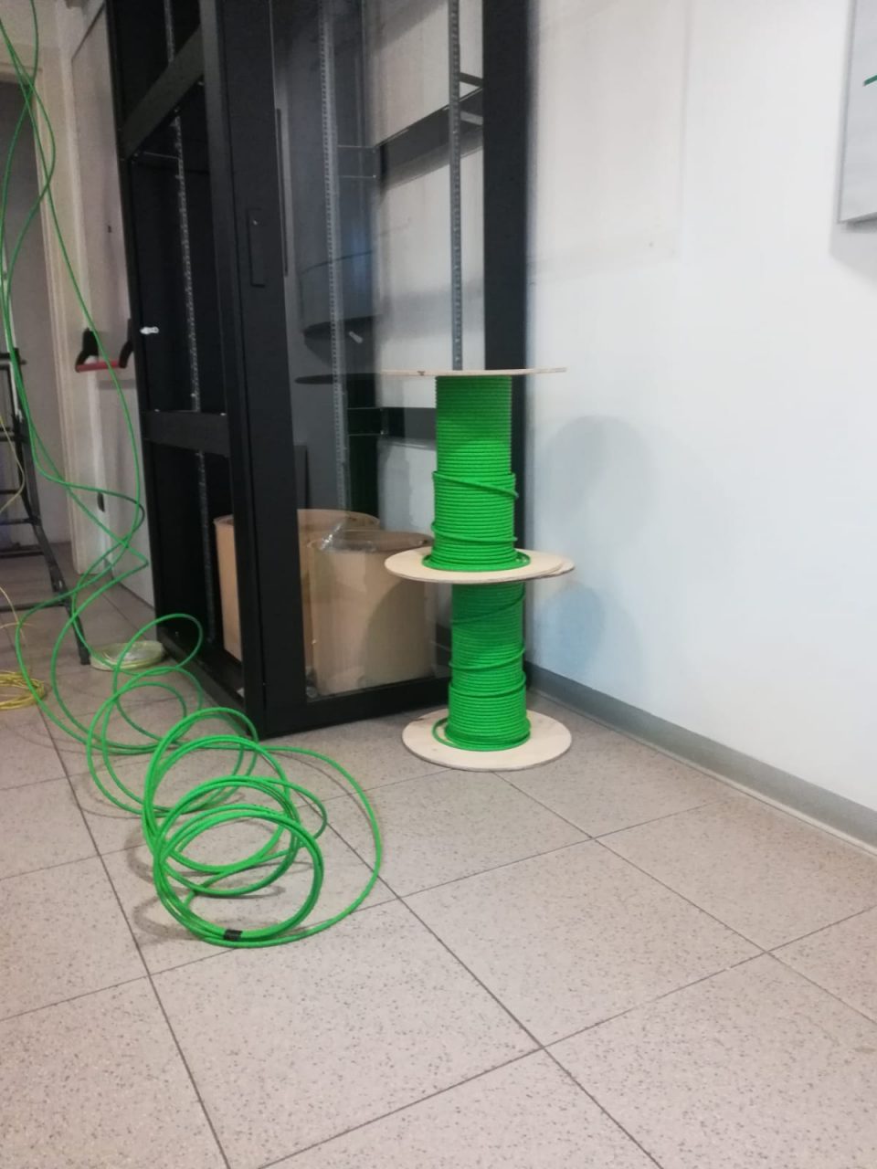 Giussano, 200.000 euro per il cablaggio in Municipio