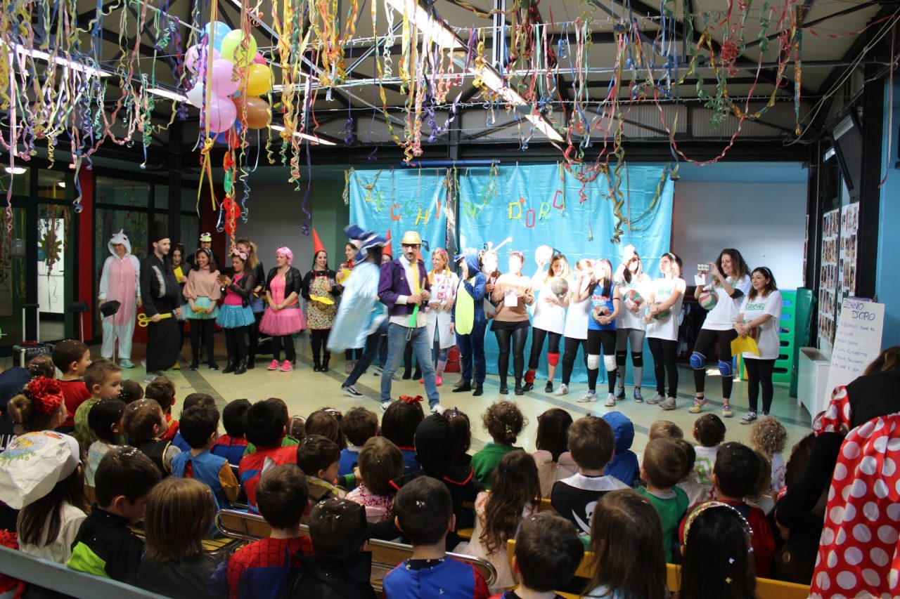 Carnevale nelle scuole: martedì in edicola le foto dei vostri bimbi