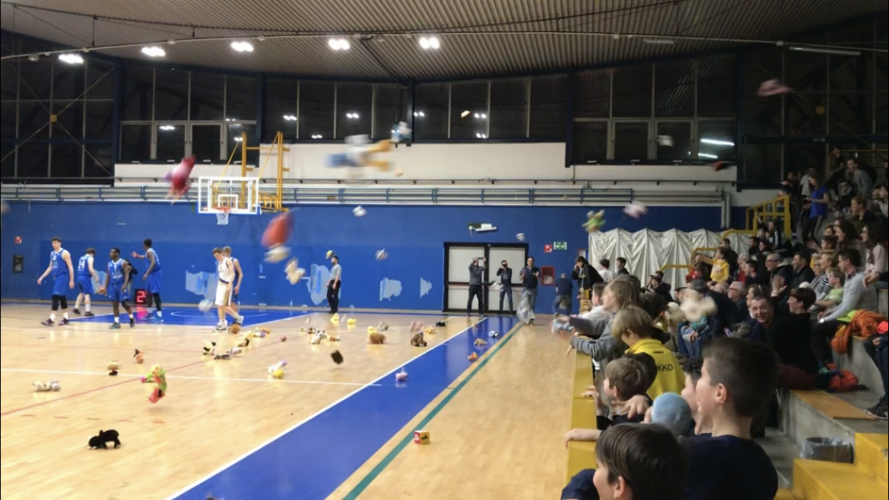 Rinviata per un caso di positività la gara tra Virtus Cermenate e APL Lissone