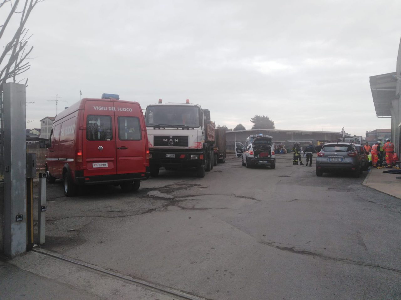 Travolto dal muletto: è morto l’operaio di Lissone