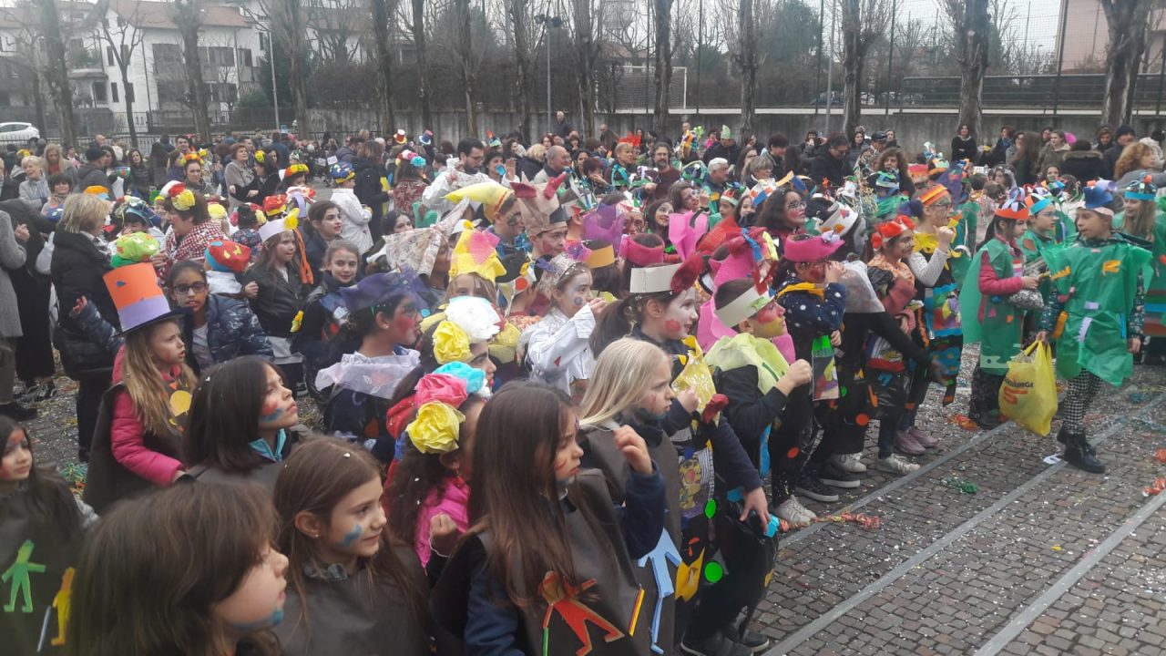 Carnevale d’arte alla “Don Milani” di Vimercate VIDEO E FOTO