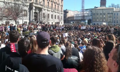 Fridays for future: le piazze si riempiono. Ecco anche il decalogo salva ambiente