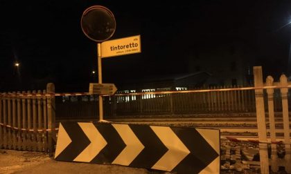 Lentate: automobilista abbatte la recinzione della ferrovia