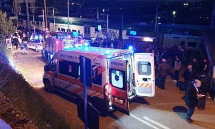 Scontro tra treni a Inverigo: sette feriti in ospedale, chiusa la maxi emergenza