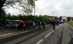 Studenti portano il Tricolore