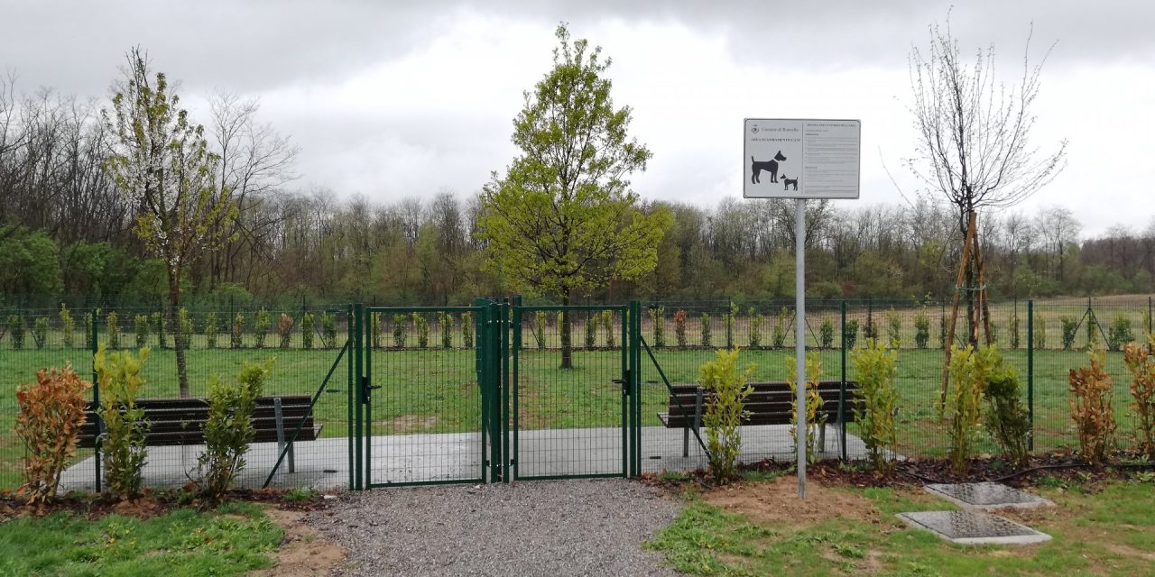 Area cani di Roncello: arrivano i cestini