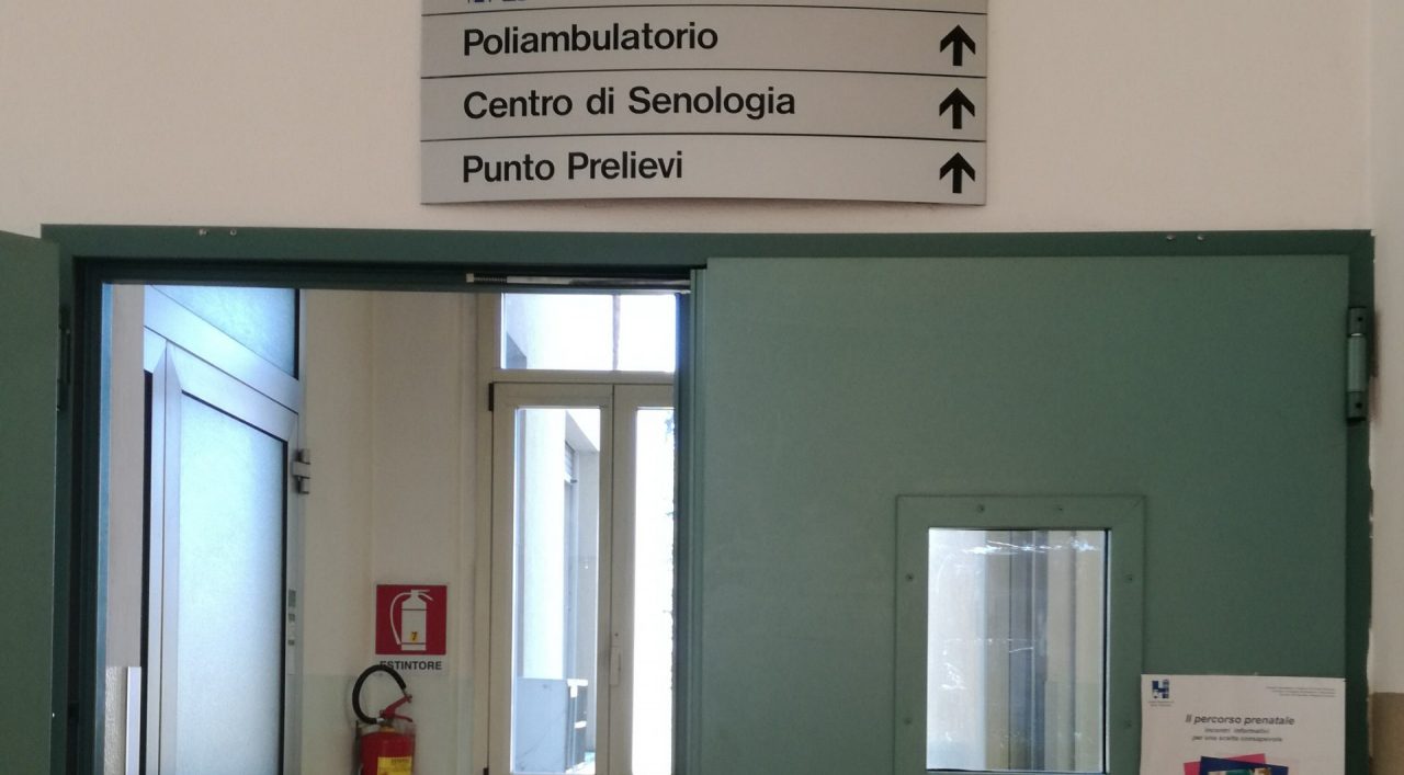 Gli ambulatori di via Viarana restano aperti: parola dell’Asst