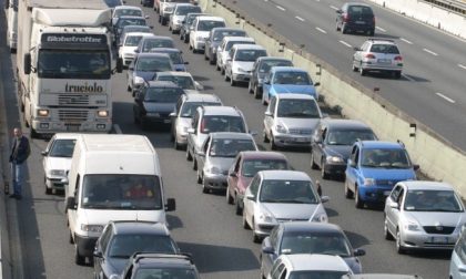 Incidente sulla A4: sul posto Vigili del Fuoco e quattro mezzi di soccorso