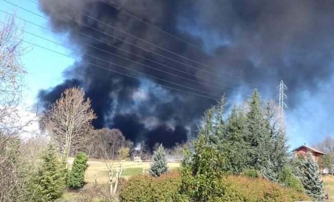 Incendio discarica Mariano: ecco i risultati delle analisi di Arpa