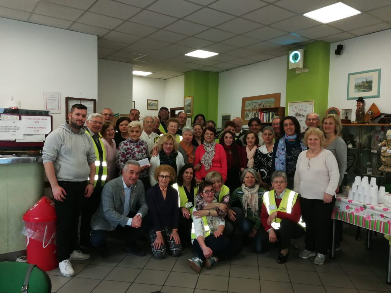 Omaggio ai volontari del pedibus di Trezzo sull’Adda FOTO