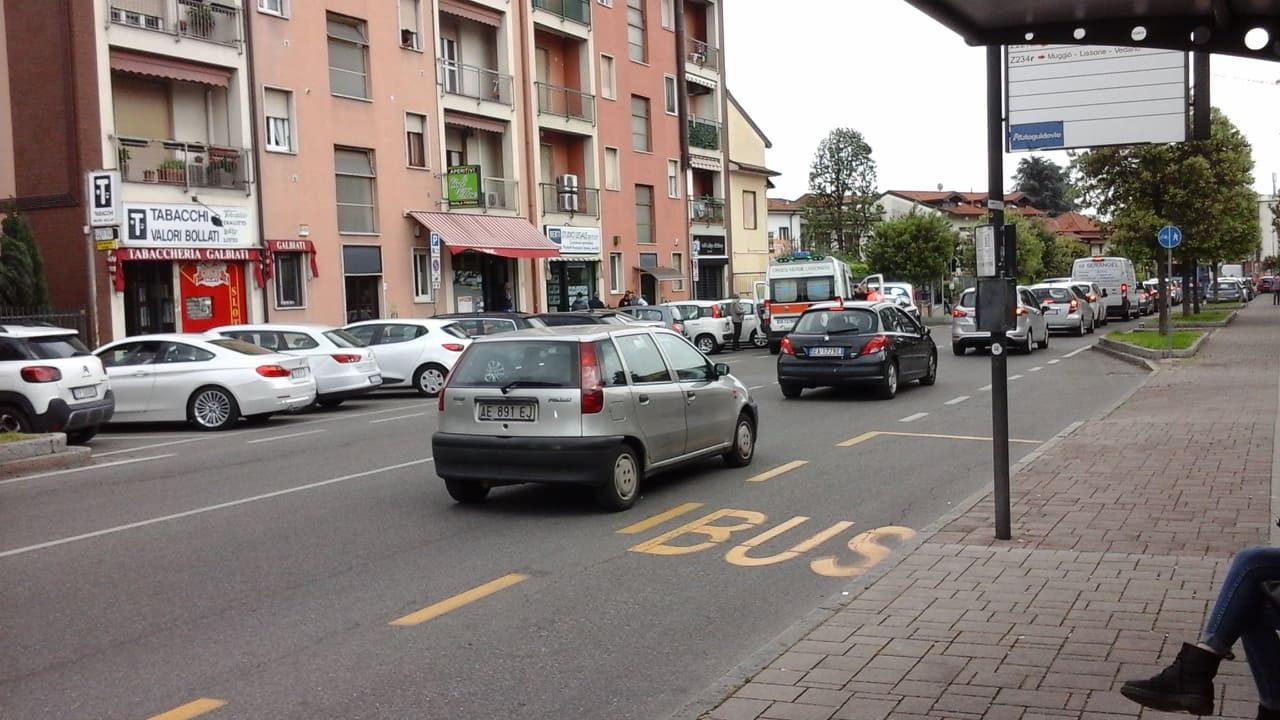 Aggressione a Biassono, ferito 44enne
