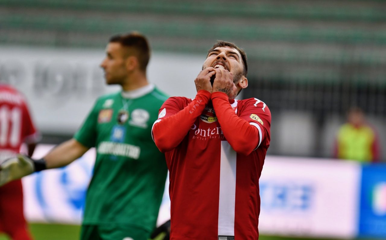 Play off Monza-Imolese 1-3: i biancorossi giocano, gli emiliani vincono