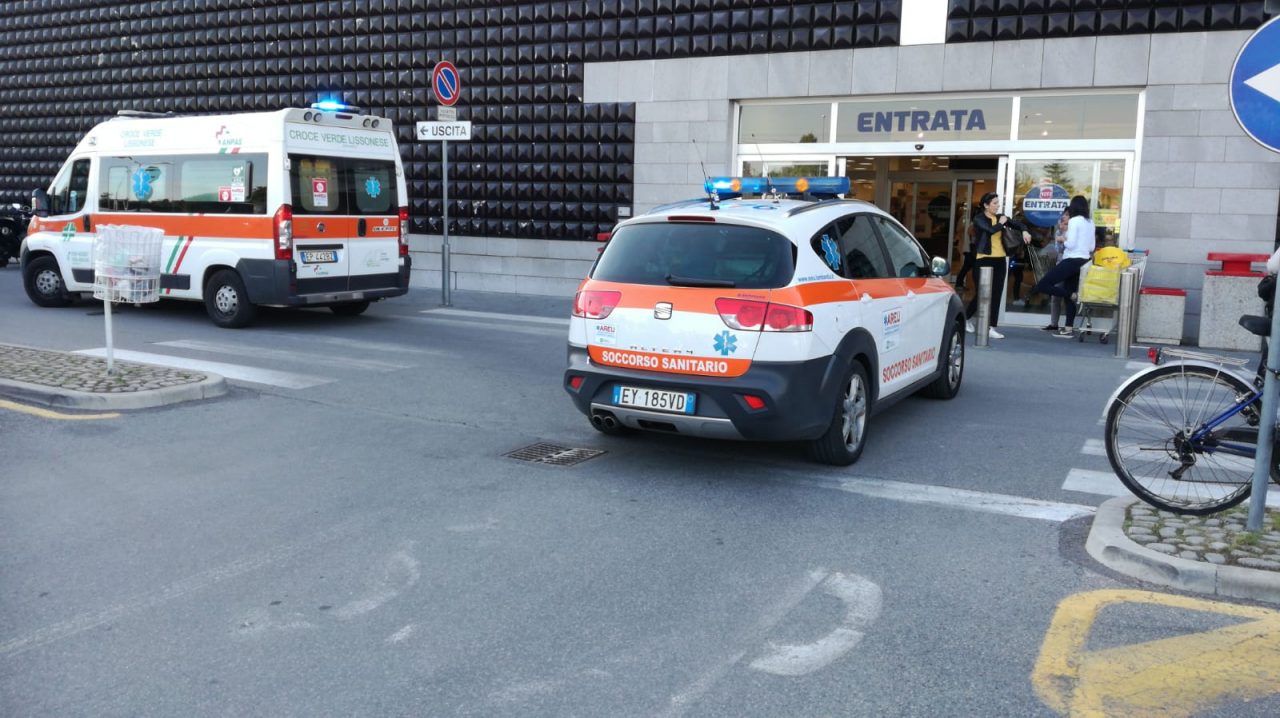 Malore mentre beve un caffè, gravissimo un 69enne