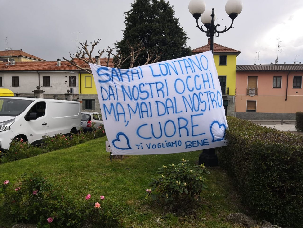 Ultimo saluto ad Andrea, il 25enne morto nell’incidente sull’A8 FOTO