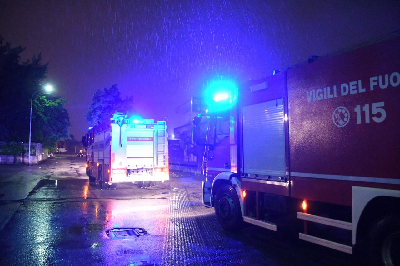 Fuochi d’artificio scambiati per un incendio a Concorezzo