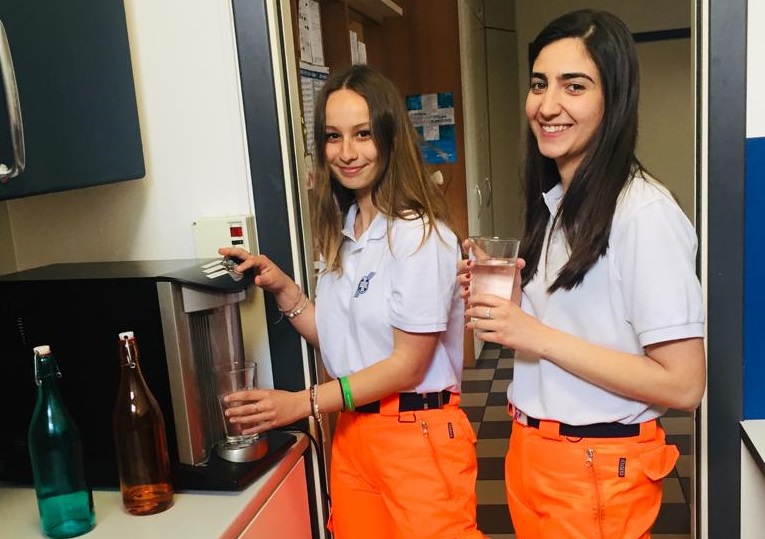 Croce Bianca plastic free: in sede solo piatti di ceramica e bicchieri di vetro