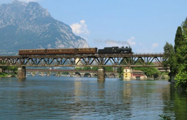 Domenica tutti a bordo del Lario Express