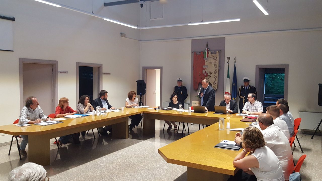 Mezzago: inizia con il primo Consiglio comunale l’era Rivabeni