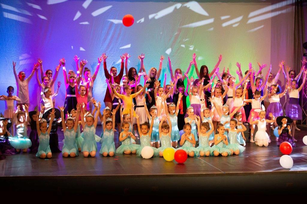 Applausi alle ballerine della Jetè