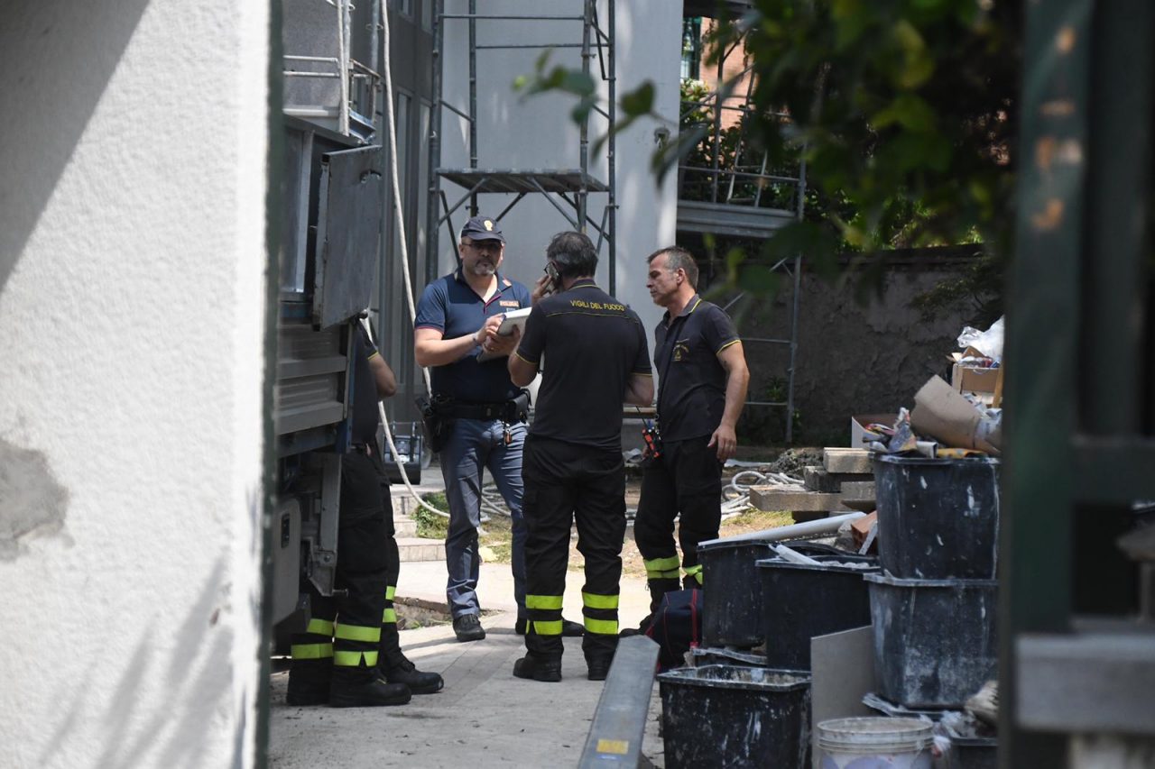 Esplode la caldaia, operaio ustionato