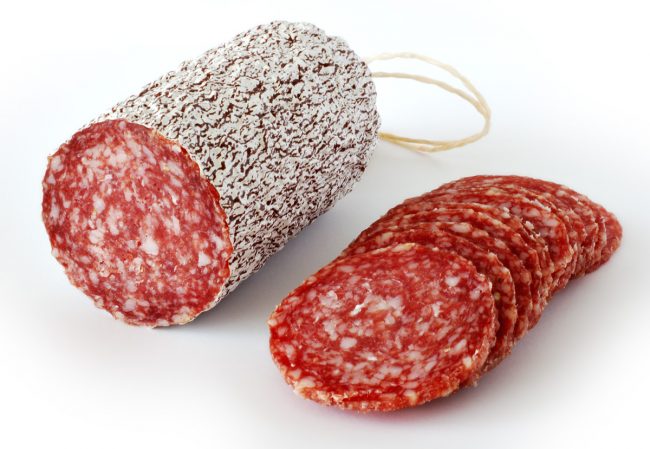 Rischio salmonella nel salame: prodotto ritirato