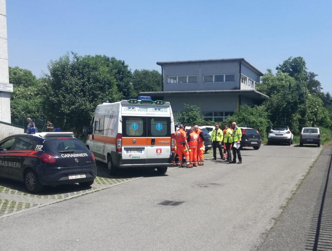 Morto in ditta a Seregno, sul posto i Carabinieri FOTO