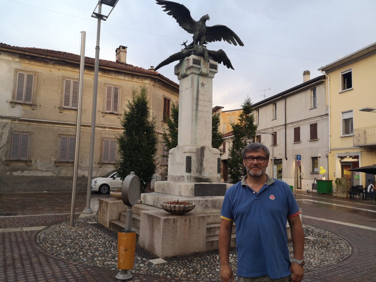 Festa in piazza a Binzago nel segno della memoria