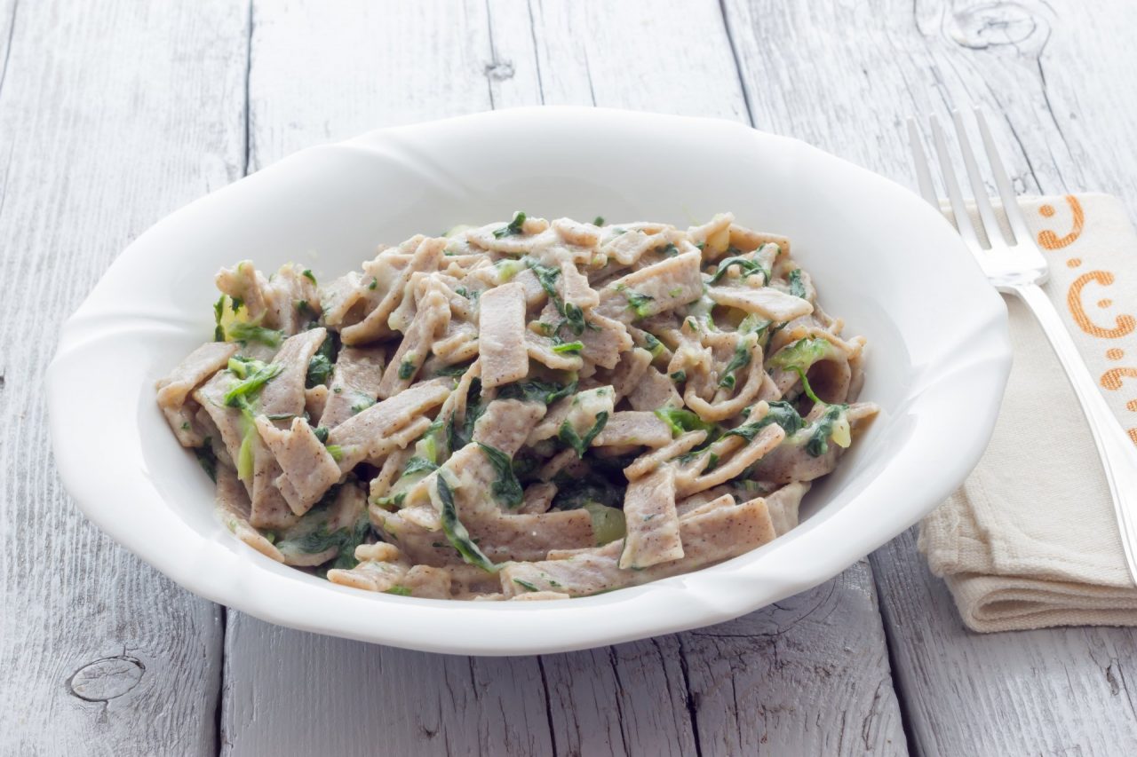 Ricetta pizzoccheri con coste al posto delle verze