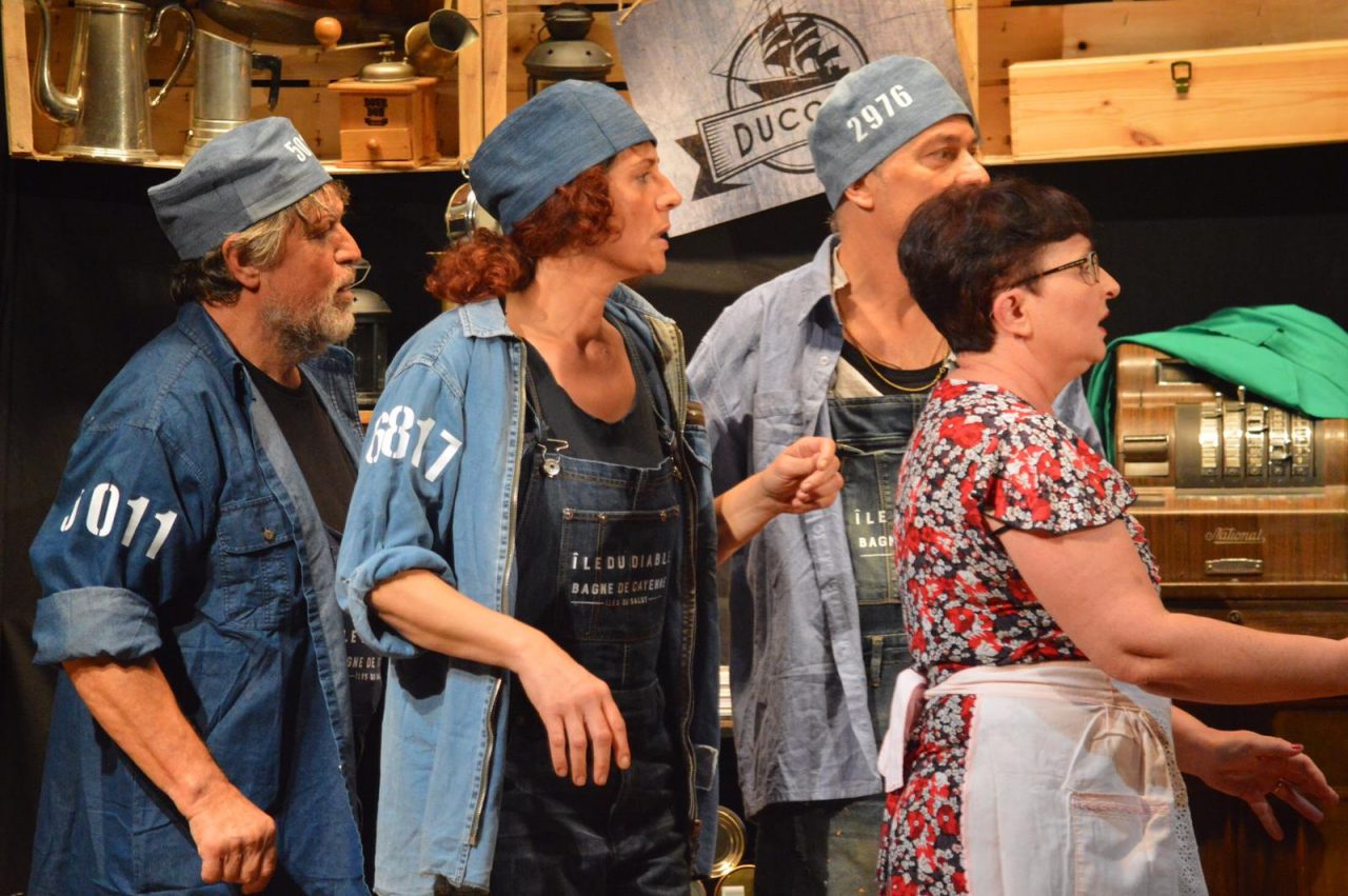 Ad Agrate i cortili diventano teatro