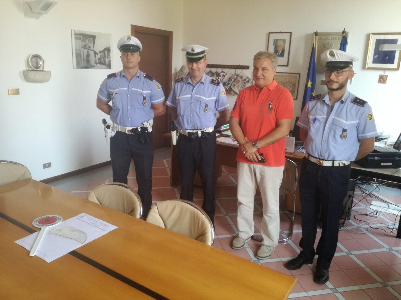 Investe una donna e scappa: preso il pirata della strada