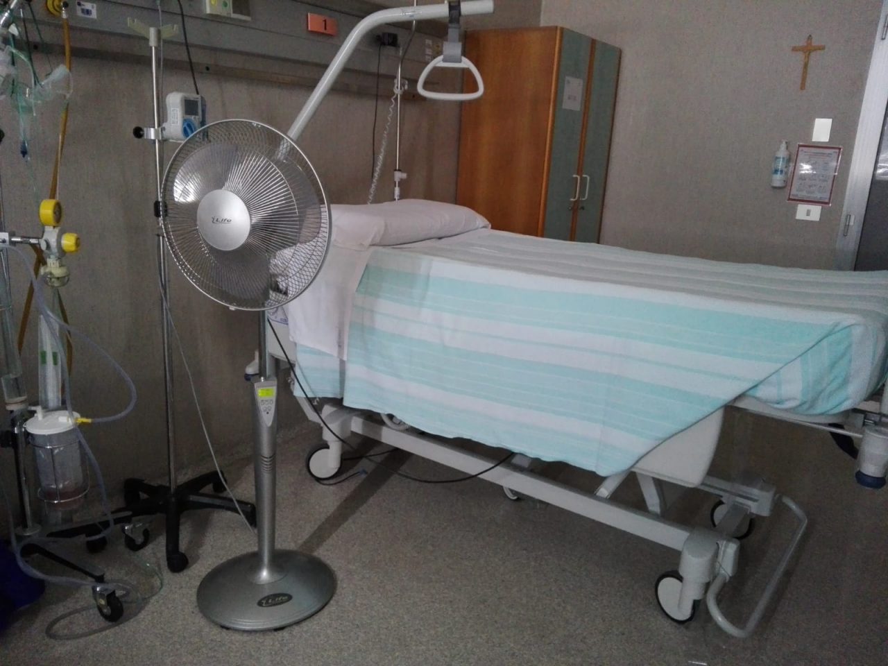 Ospedale shock, anziani ricoverati senza aria condizionata