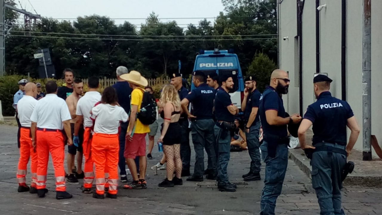 Tossicodipendente aggredisce un ragazzo al Pride