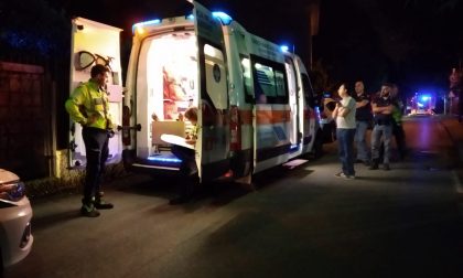Incendio in un appartamento a Monza: palazzina evacuata, 2 persone in ospedale