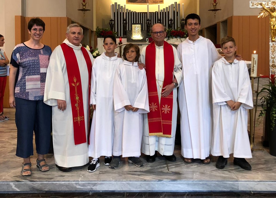Don Elio Burlon a Desio per i 55 anni di sacerdozio
