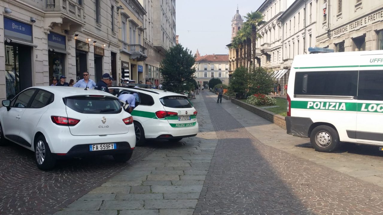 Degrado in centro Monza: interviene la Polizia locale